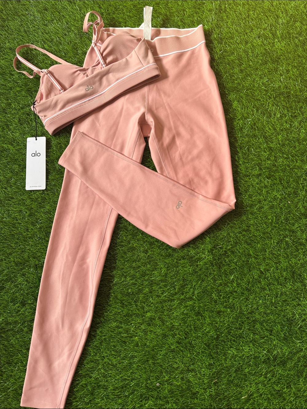 Pink Alo yoga set